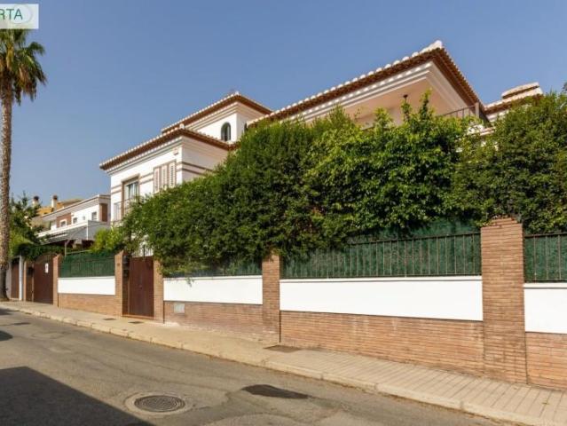 Casa en venta Motril