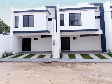 Casa En Venta Nueva Moderna de 166 m2 para habitar y un jardín trasero en la Col. Arenal Tampico