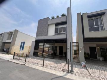 CASA EN VENTA NUEVA – 3 NIVELES