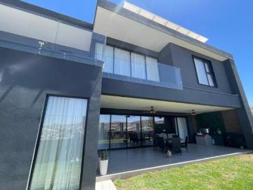 CASA EN VENTA NUEVA 469M2 ZONA VALLES $18 MILL