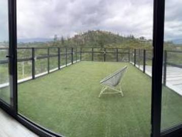 Casa en venta Nayón 190mts en terreno 499mts 3 dormitorios $ 300000