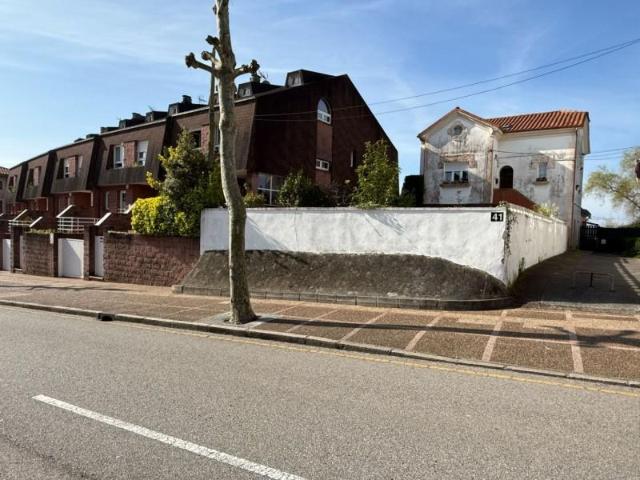 Casa en venta Oviedo