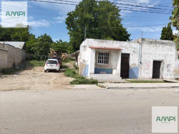 CASA EN VENTA O RENTA AV. PRINCIPAL HOPELCHEN
