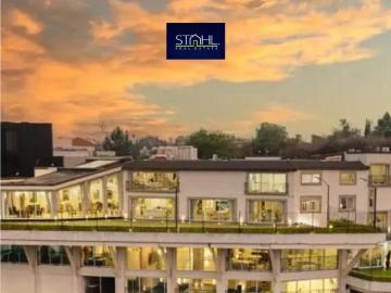 Casa en venta o renta en Bosque de las Lomas, alberca, gym, squash, ludoteca, entre otros