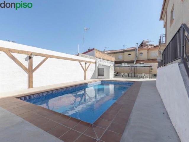 Casa en venta Ogíjares