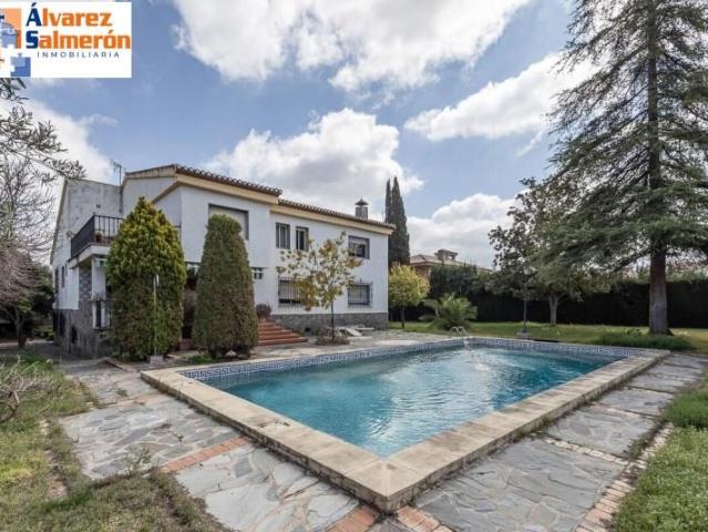 Casa en venta Ogíjares