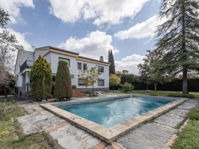 Casa en venta Ogíjares