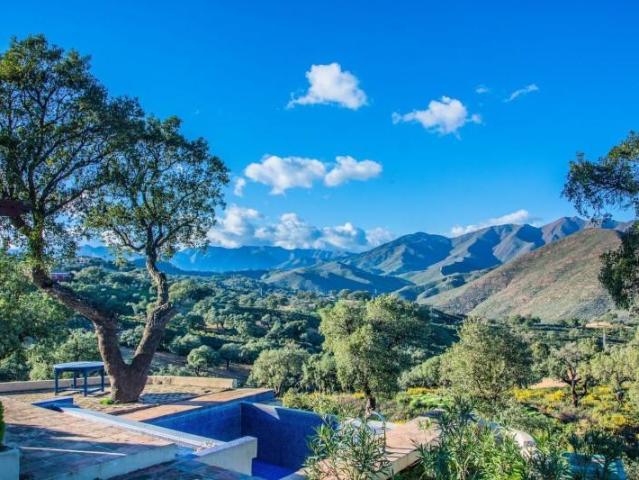 Casa en venta Ojén