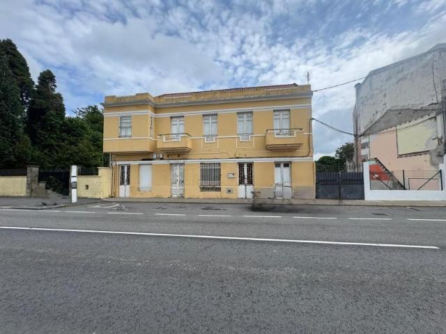 Casa en venta Oleiros