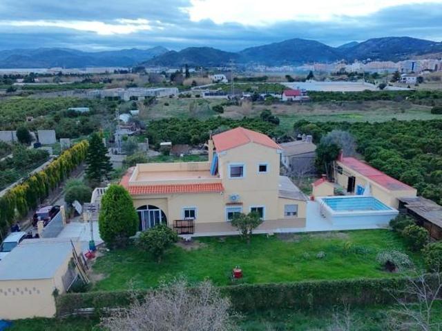 Casa en venta Oliva