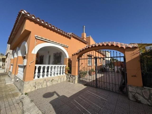 Casa en venta Oliva