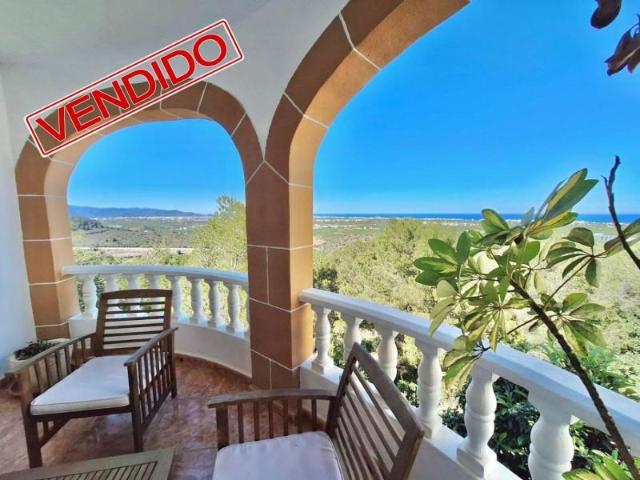 Casa en venta Oliva