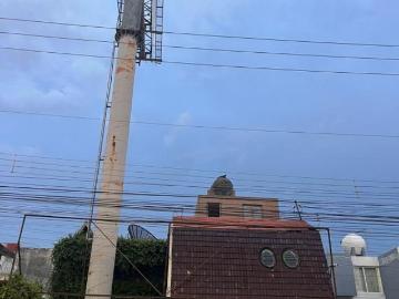 CASA EN VENTA OPORTUNIDAD!. Excelente ubicación