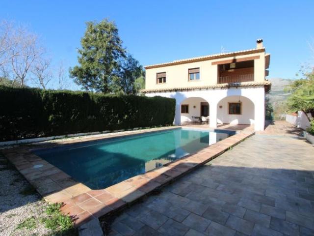 Casa en venta Orba