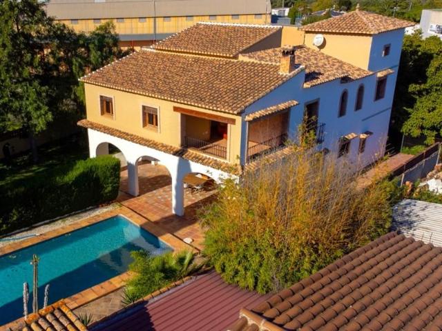 Casa en venta Orba