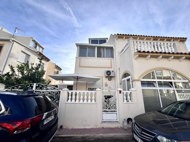 Casa en venta Orihuela Costa