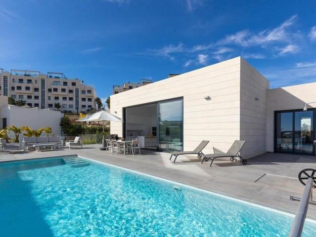 Casa en venta Orihuela Costa