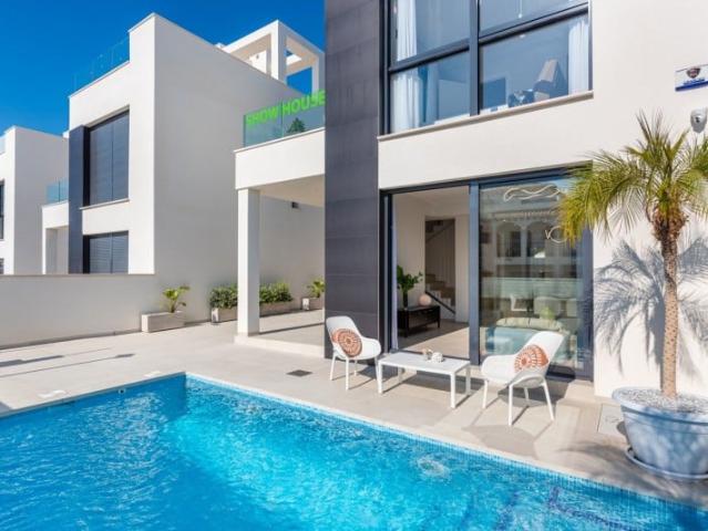 Casa en venta Orihuela Costa