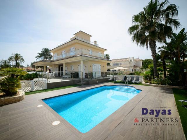 Casa en venta Orihuela Costa