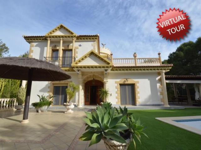 Casa en venta Orihuela Costa