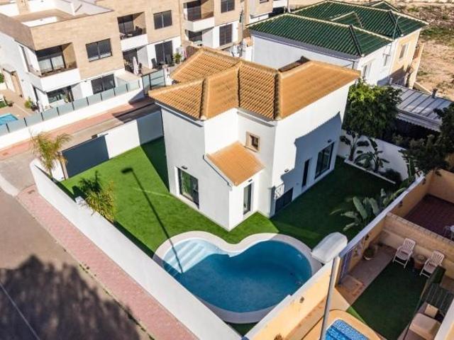 Casa en venta Orihuela Costa