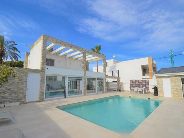 Casa en venta Orihuela Costa