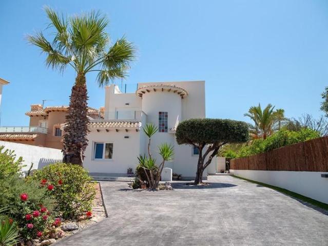 Casa en venta Orihuela Costa