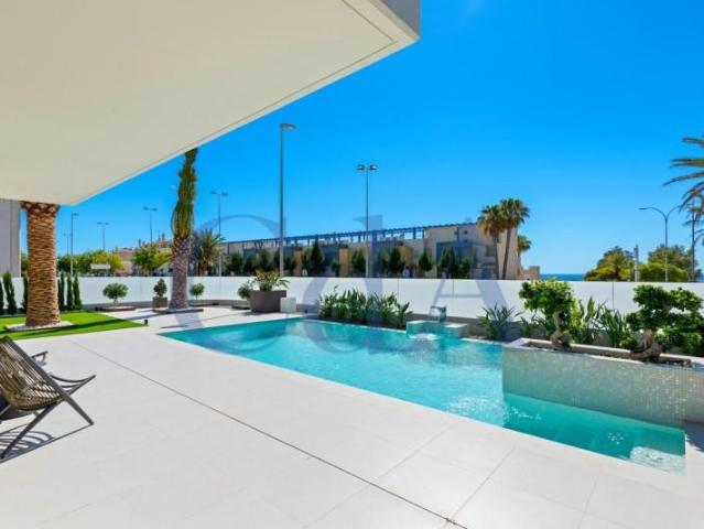 Casa en venta Orihuela Costa