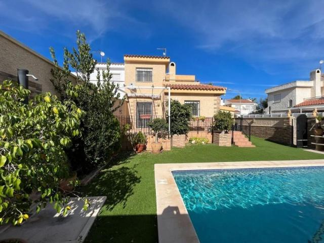 Casa en venta Orihuela Costa