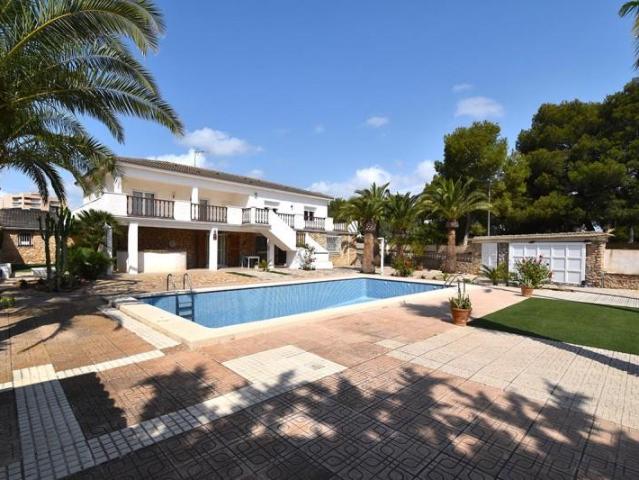 Casa en venta Orihuela Costa