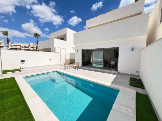 Casa en venta Orihuela Costa
