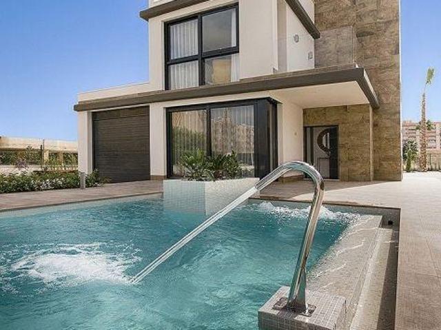 Casa en venta Orihuela Costa