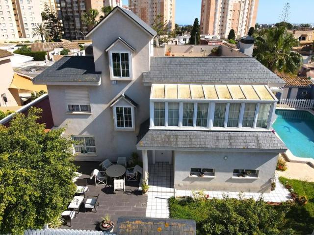 Casa en venta Orihuela Costa