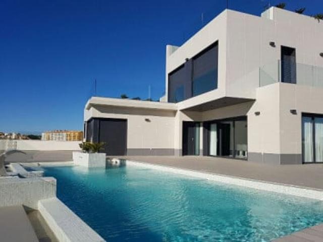 Casa en venta Orihuela Costa