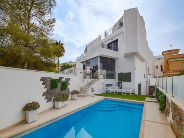 Casa en venta Orihuela Costa