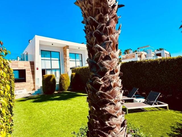 Casa en venta Orihuela Costa