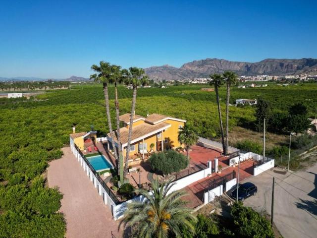Casa en venta Orihuela