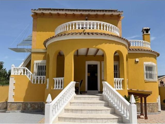 Casa en venta Orihuela