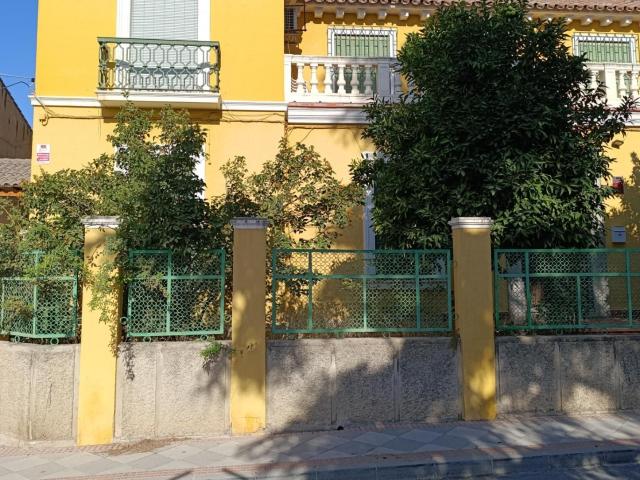 Casa en venta. Atarfe