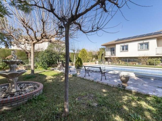 Casa en venta Atarfe