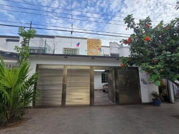 CASA EN VENTA ATRAS DE SORIANA KABAH