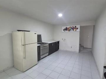 CASA EN VENTA AV. NOGALAR SAN NICOLAS