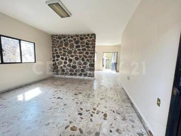 CASA EN VENTA, A 3 MIN. DEL ZOCALO DE YAUTEPEC, MORELOS