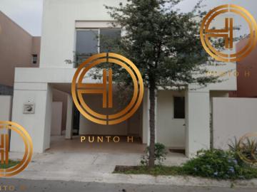 Casa en Venta a 10 min de Patio Lincoln
