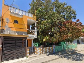 Casa en Venta a 12 min de Playa Madero Miramar Malecon