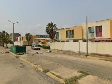 Casa en Venta a 20 min de Playa Coatza
