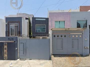 Casa en Venta a 20 min de Plaza Paseo Altozano