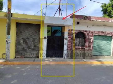 CASA EN VENTA a 5 MINUTOS DEL BOULEVARD MIGUEL DE LA MADRID EN MANZANILLO