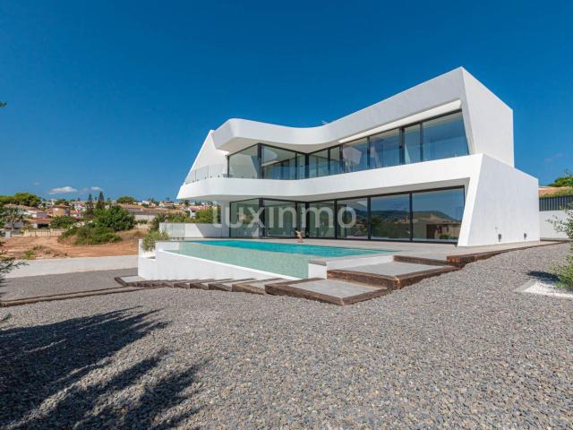 Casa en venta a estrenar en Calpe Alicante