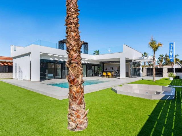 Casa en venta a estrenar en Algorfa Alicante